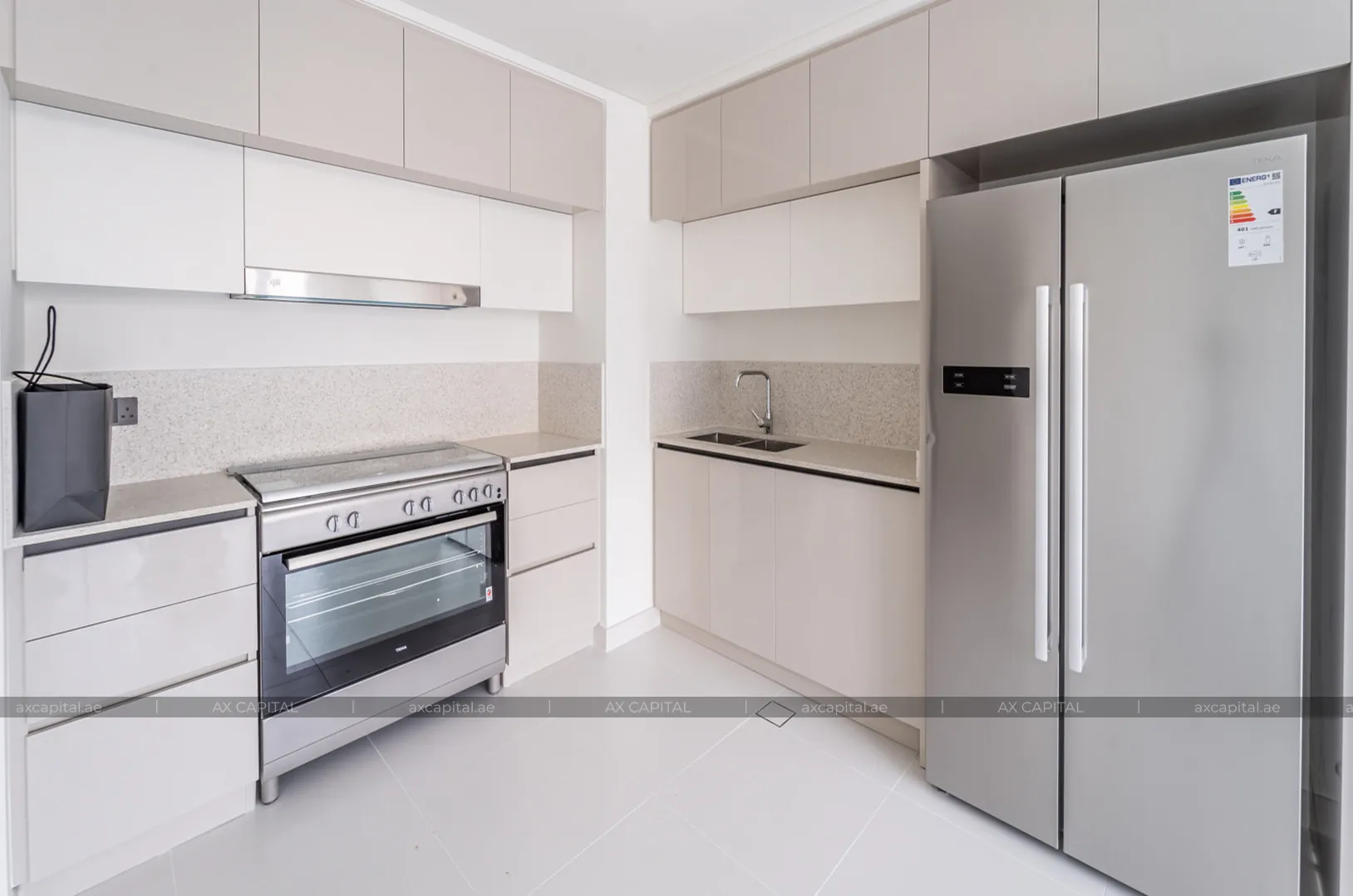 شقة عدد غرف النوم فيها: 3، في Marina Vista Podium, دبي, الإمارات العربية المتحدة (axc-3994533) 3