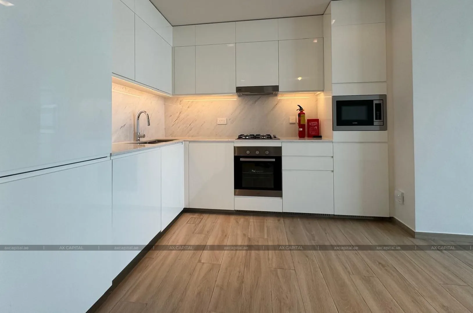 Apartamento con 2 dormitorios en Palace Residences, Dubai, EAU (axc-3991125) 2