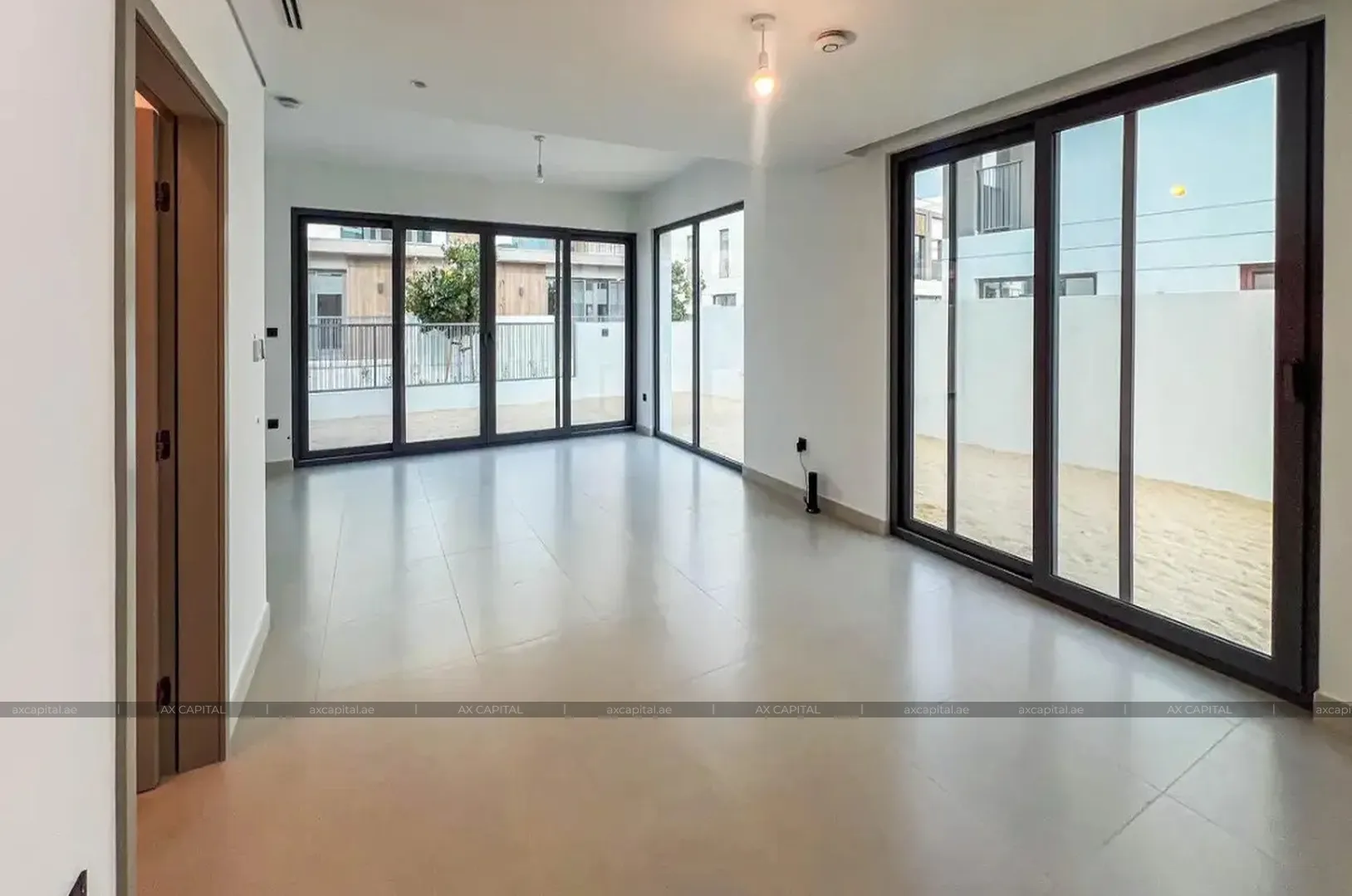 Villa mit 5 Schlafzimmern in Aura, Dubai, VAE (axc-3985133) 1