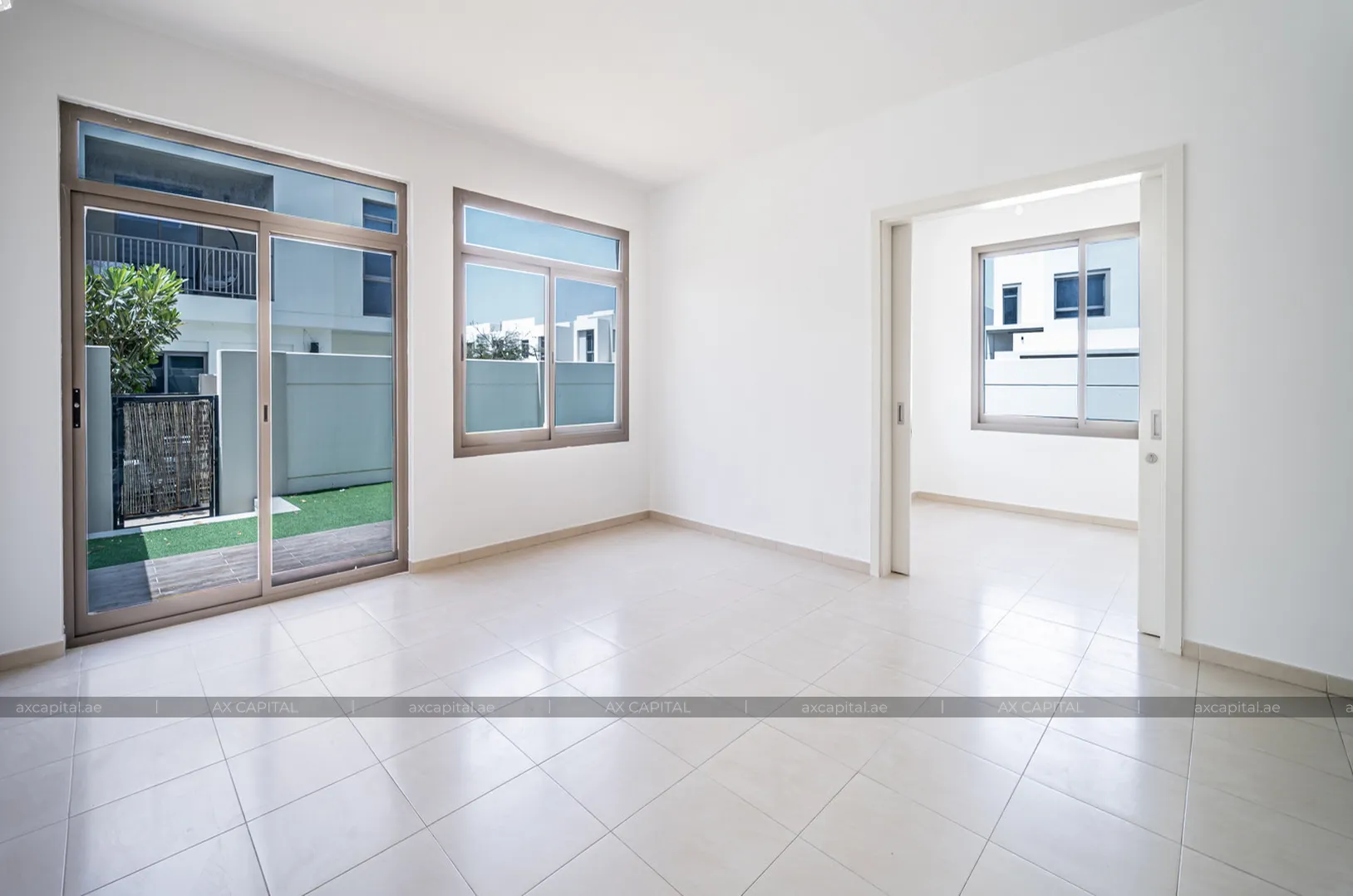 فيلا عدد غرف النوم فيها: 4، في Hayat Townhouses, دبي, الإمارات العربية المتحدة (axc-3988221) 2