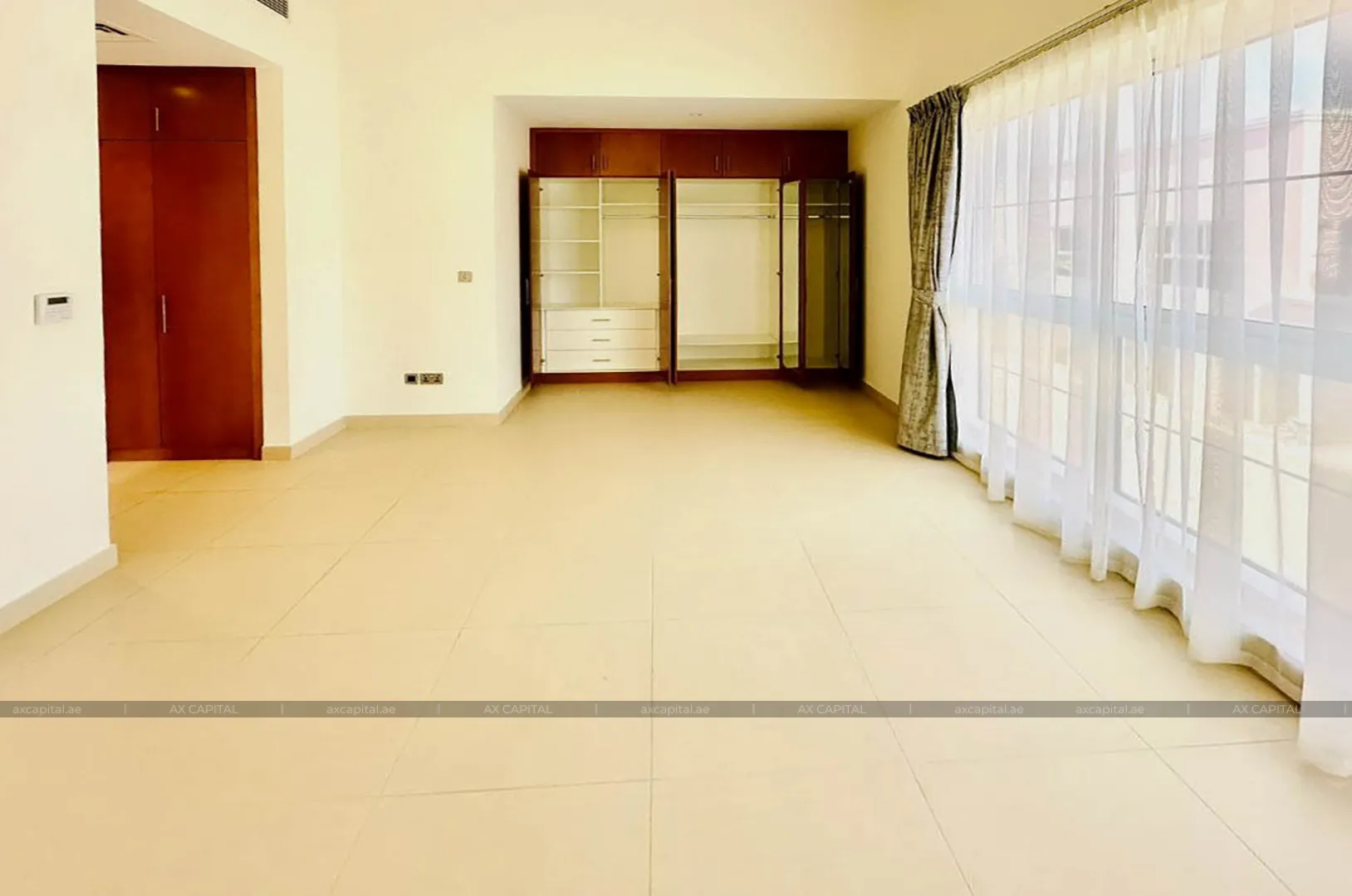 Chalet con 4 dormitorios en Nad Al Sheba Villas, Dubai, EAU (axc-3980409) 2