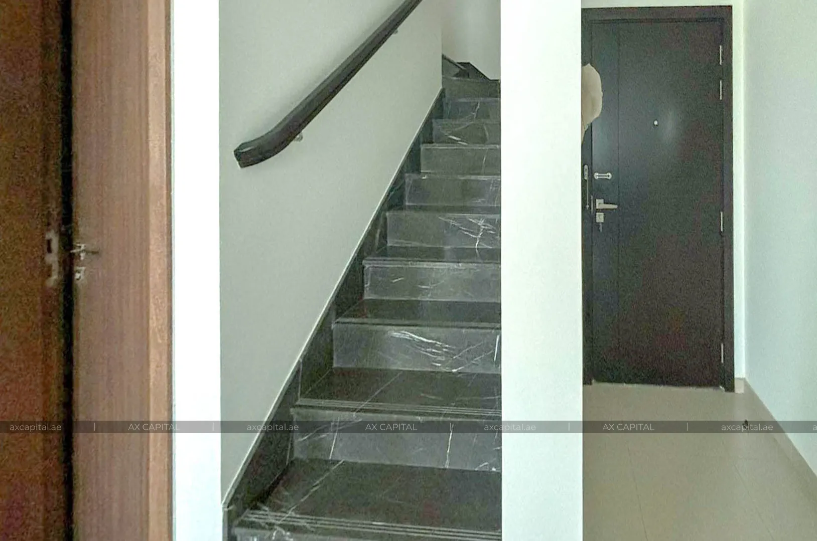 Stadthaus mit 3 Schlafzimmern in Arabella Townhouses 3, Dubai, VAE (axc-3977139) 2