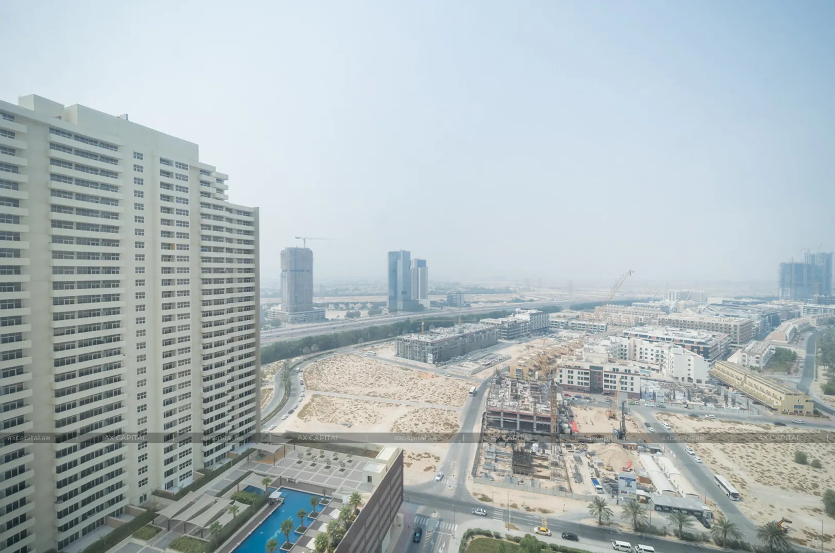 Studio-Apartment in Ghalia, Dubai, VAE (axc-3988055) 1