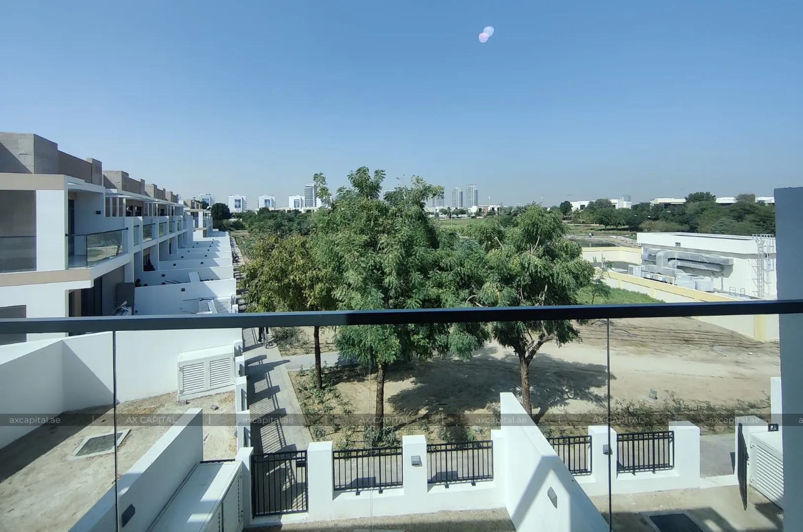 Maison de ville avec 3 chambres à coucher à Rockwood, Dubai, EAU (axc-3990084) 1