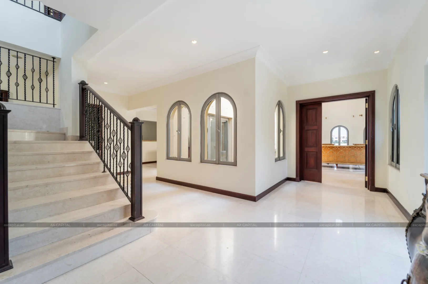 فيلا عدد غرف النوم فيها: 4، في Garden Homes Frond K, دبي, الإمارات العربية المتحدة (axc-3990789) 2