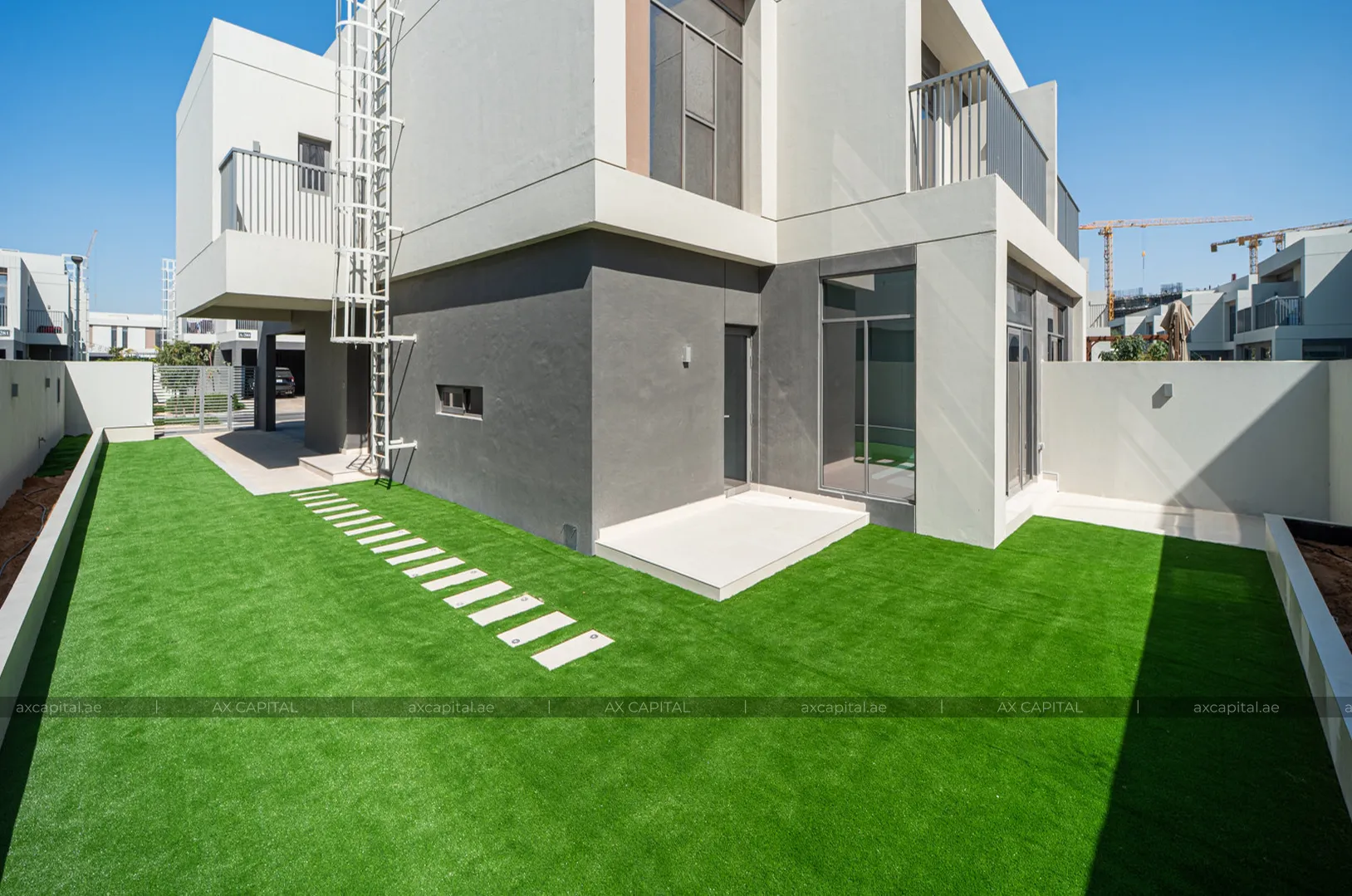 Вилла с 4 спальнями в The Pulse Beachfront, Дубай, ОАЭ (axc-3995964-r1) 1