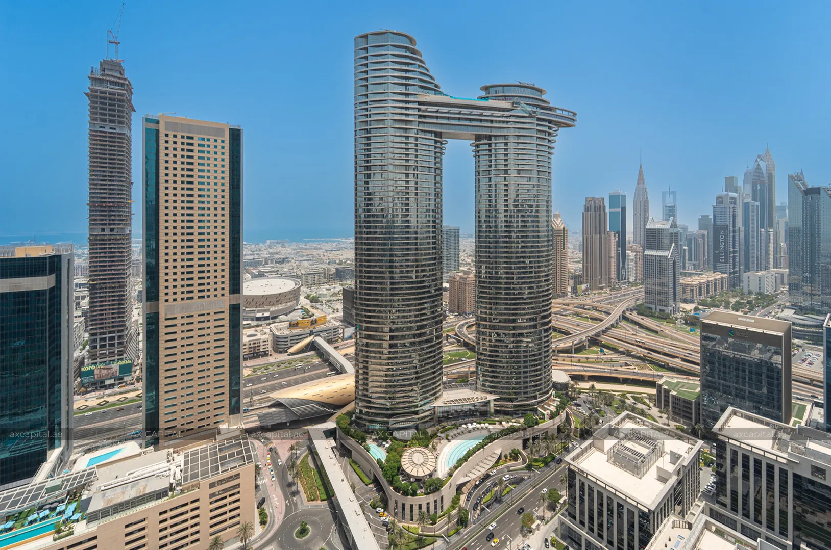 شقة عدد غرف النوم فيها: 3، في Burj Vista 1, دبي, الإمارات العربية المتحدة (axc-3990728) 2