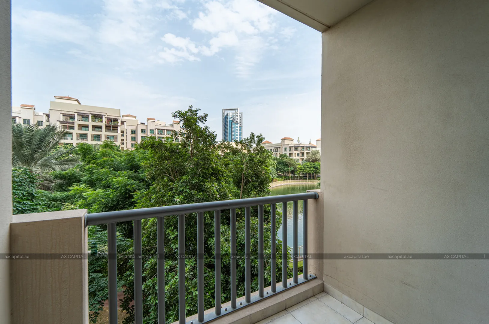 شقة استوديو في The Links Canal Apartments, دبي, الإمارات العربية المتحدة (axc-3988344-r1) 1