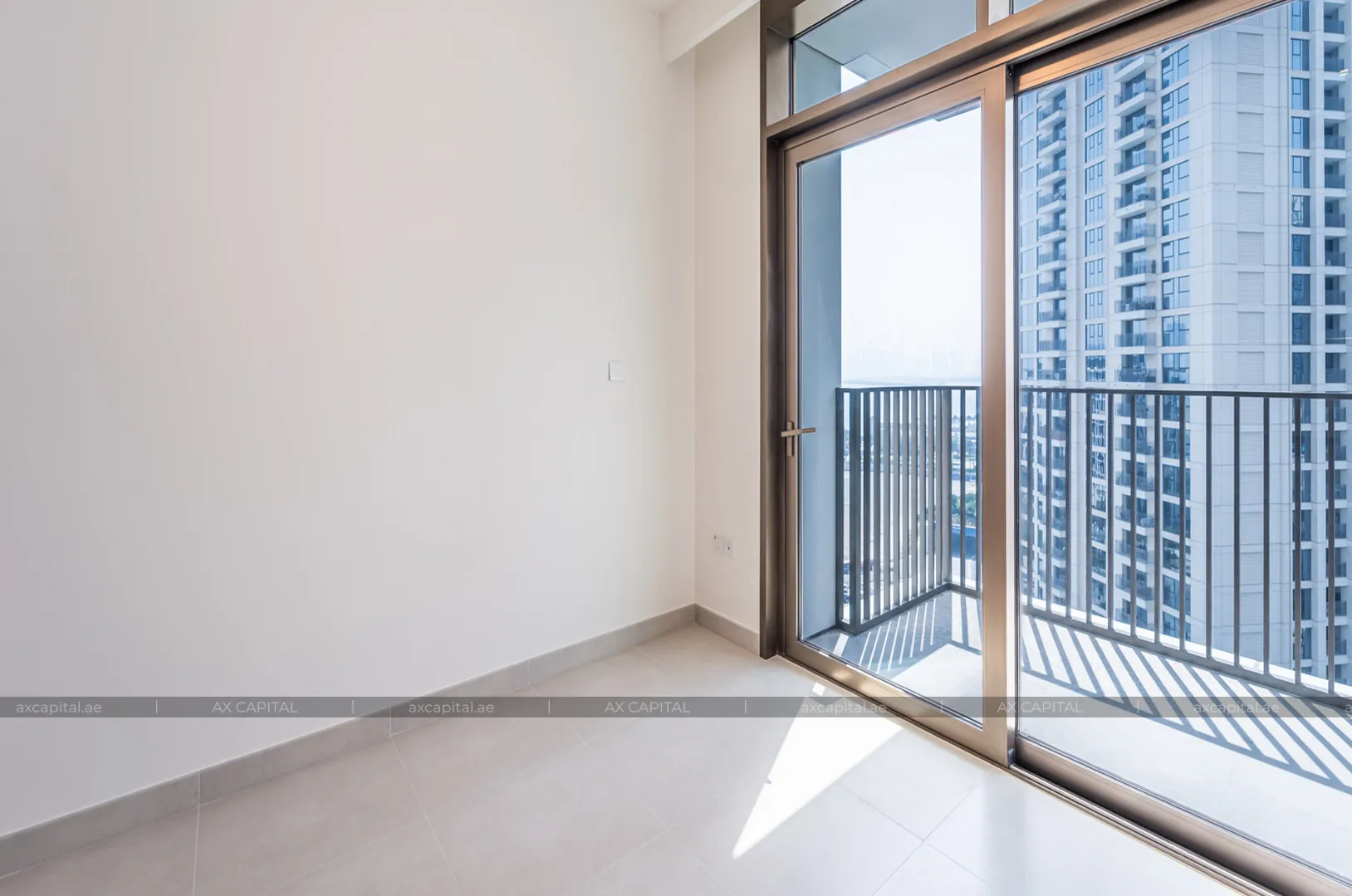 Apartamento con 1 dormitorio en Creek Palace, Dubai, EAU (axc-3989663) 3