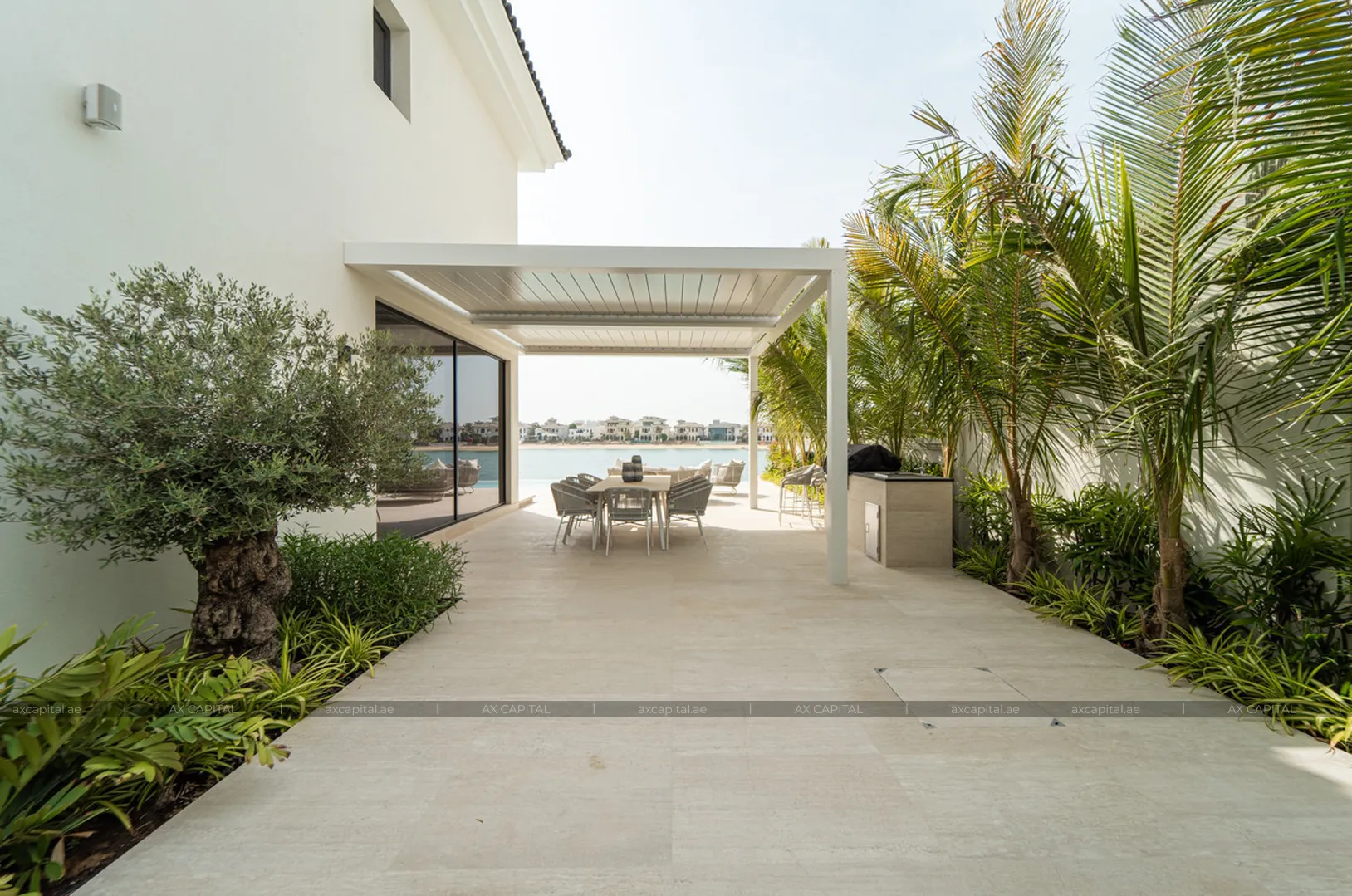 Villa avec 5 chambres à Garden Homes Frond M, Dubai, EAU (axc-3991585) 2