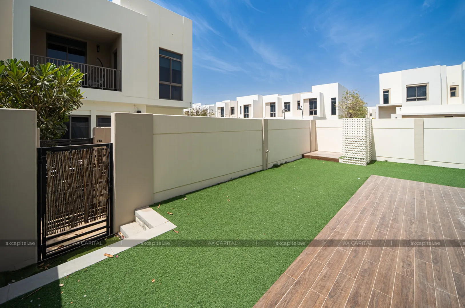 فيلا عدد غرف النوم فيها: 4، في Hayat Townhouses, دبي, الإمارات العربية المتحدة (axc-3988221) 1