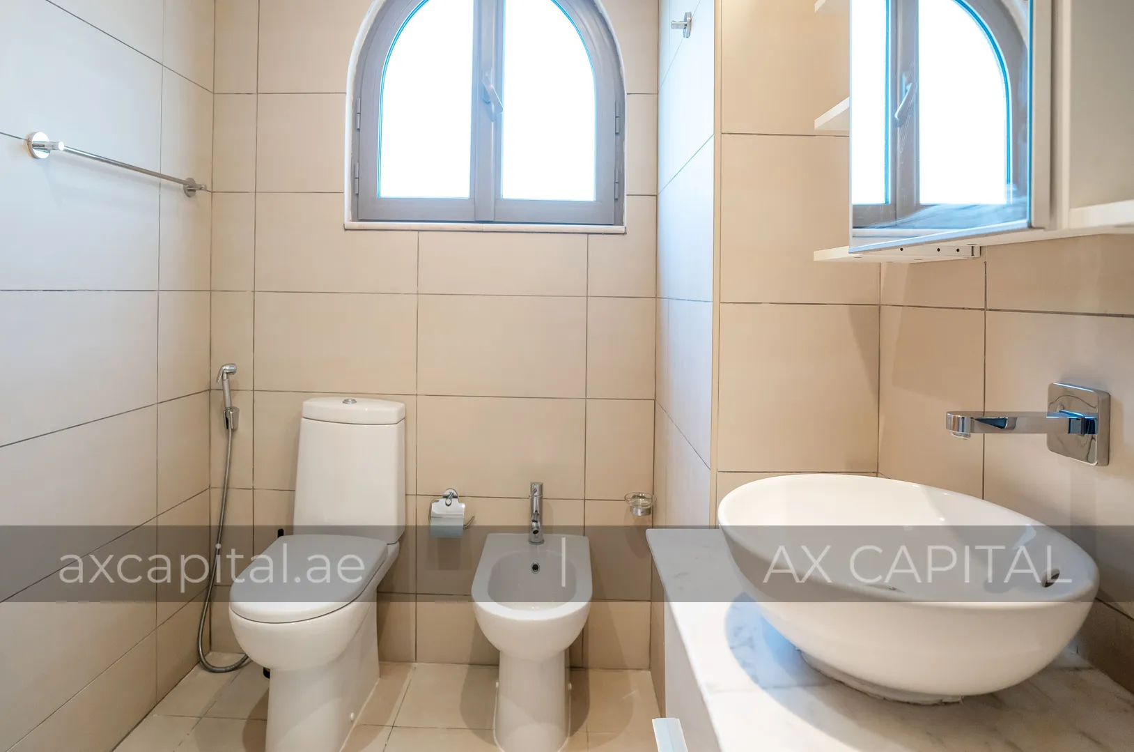 Villa avec 4 chambres à Garden Homes Frond K, Dubai, EAU (axc-3992807) 3