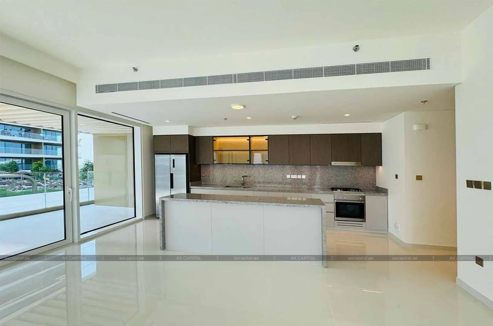 Apartamento con 2 dormitorios en Grand Bleu Tower 1, Dubai, EAU (axc-3992127) 2
