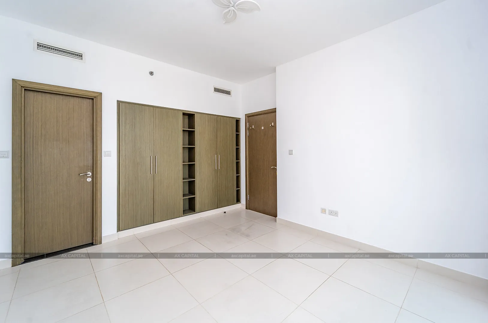 Apartment with 1 bedroom in The Lofts, Dubai, UAE (axc-3990746) 3