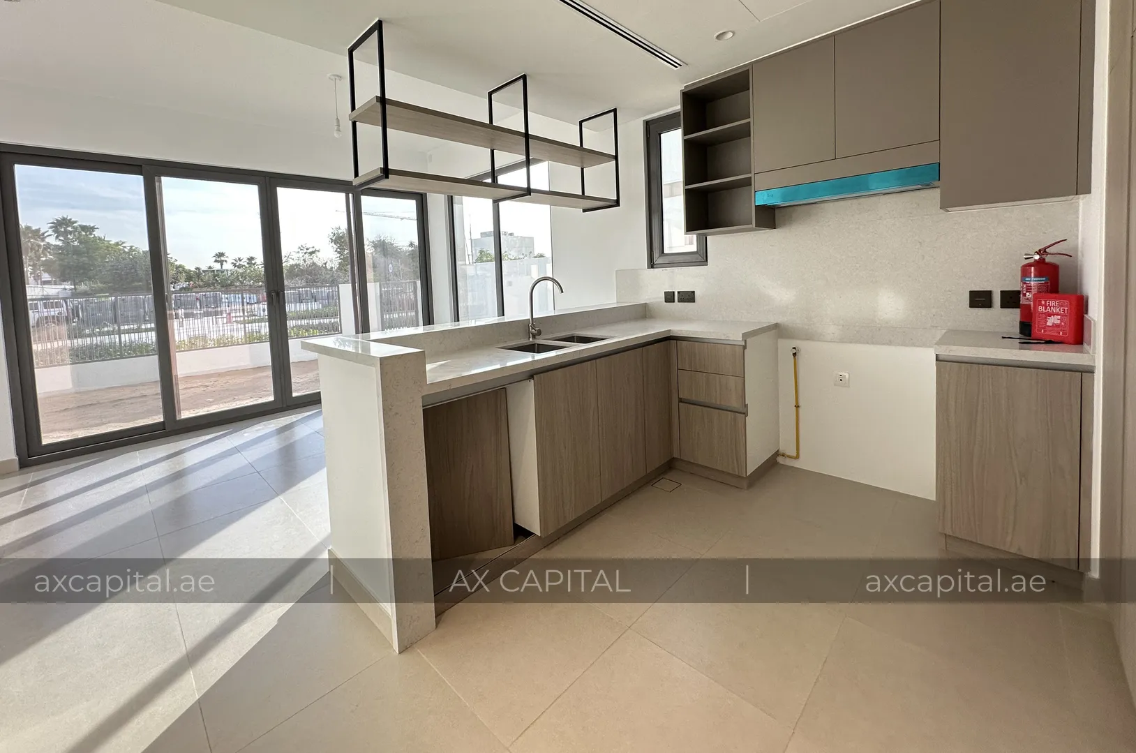 Villa with 4 bedrooms in Aura, Dubai, UAE (axc-3988159) 3
