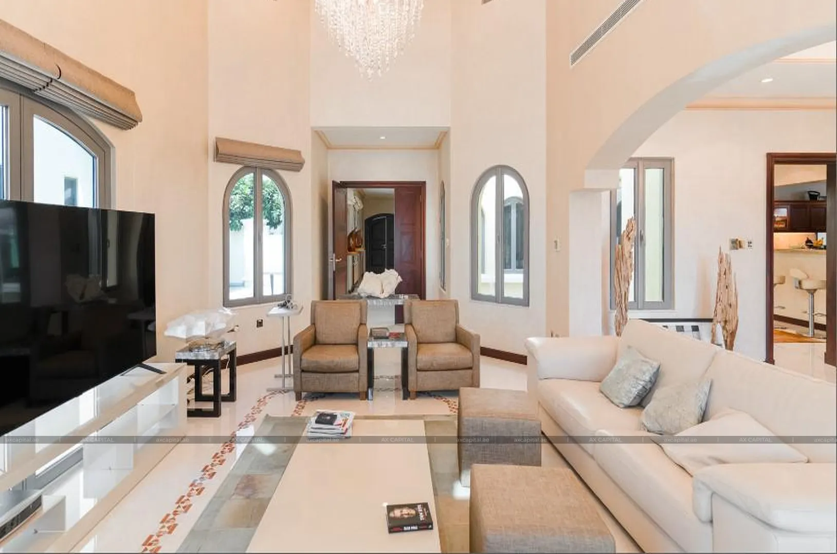 فيلا عدد غرف النوم فيها: 4، في Garden Homes Frond D, دبي, الإمارات العربية المتحدة (axc-3994085) 2