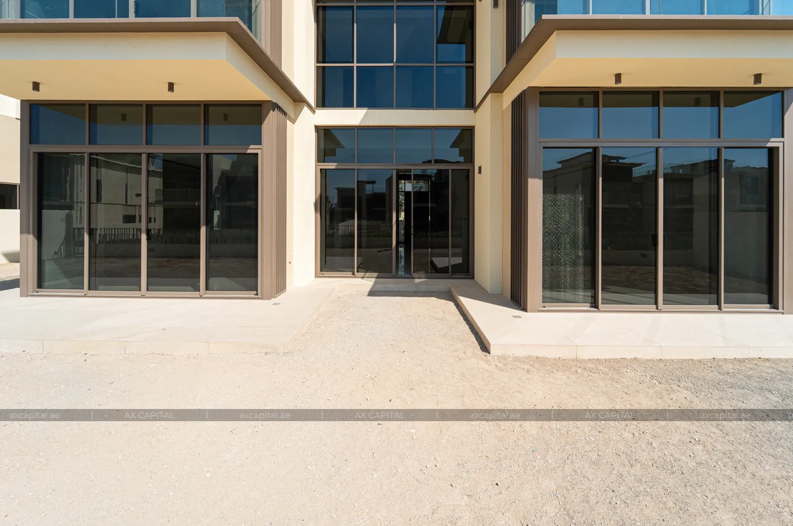 Villa mit 5 Schlafzimmern in Golf Place 2, Dubai, VAE (axc-3995536) 2