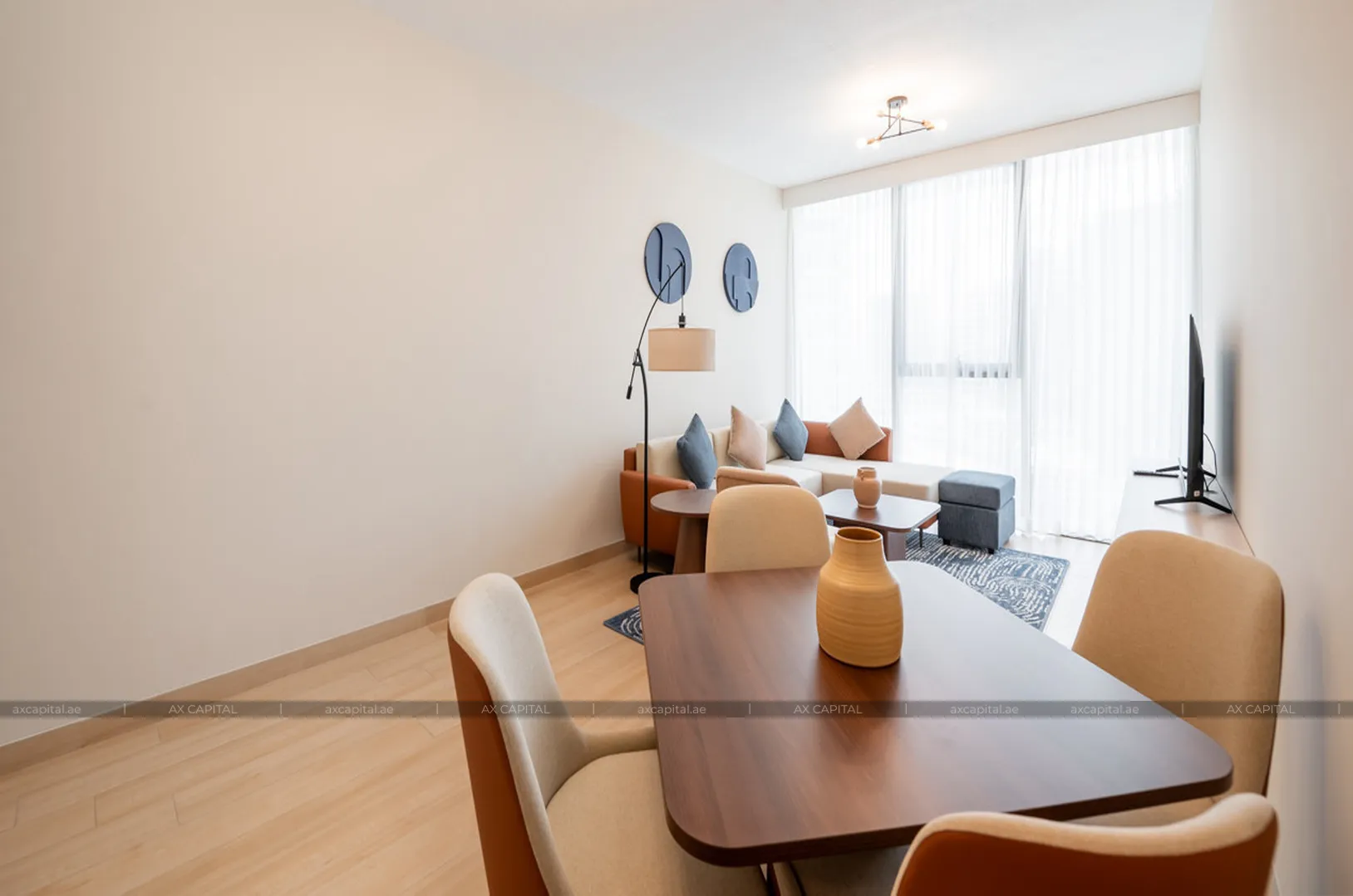 شقة عدد غرف النوم فيها: 1، في One of One Luxury Residences, دبي, الإمارات العربية المتحدة (axc-3989803) 2