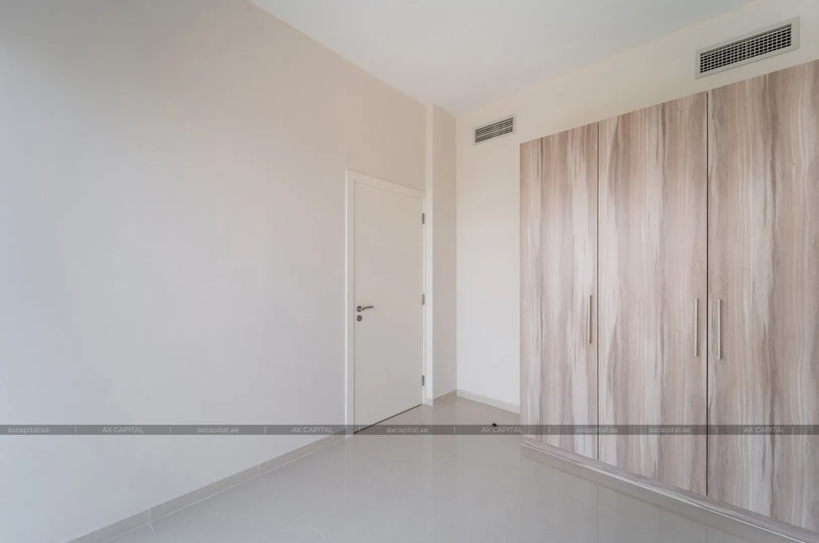 Apartamento con 1 dormitorio en Golf Vita, Dubai, EAU (axc-3990170) 2