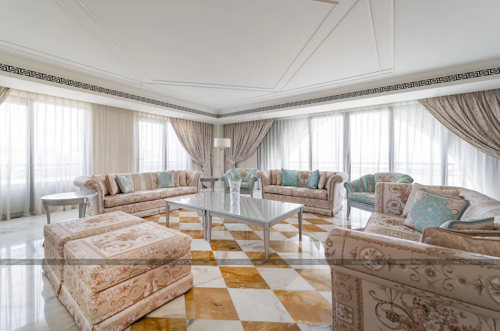 Apartment mit 3 Schlafzimmern in Palazzo Versace, Dubai, VAE (axc-3991389) 1
