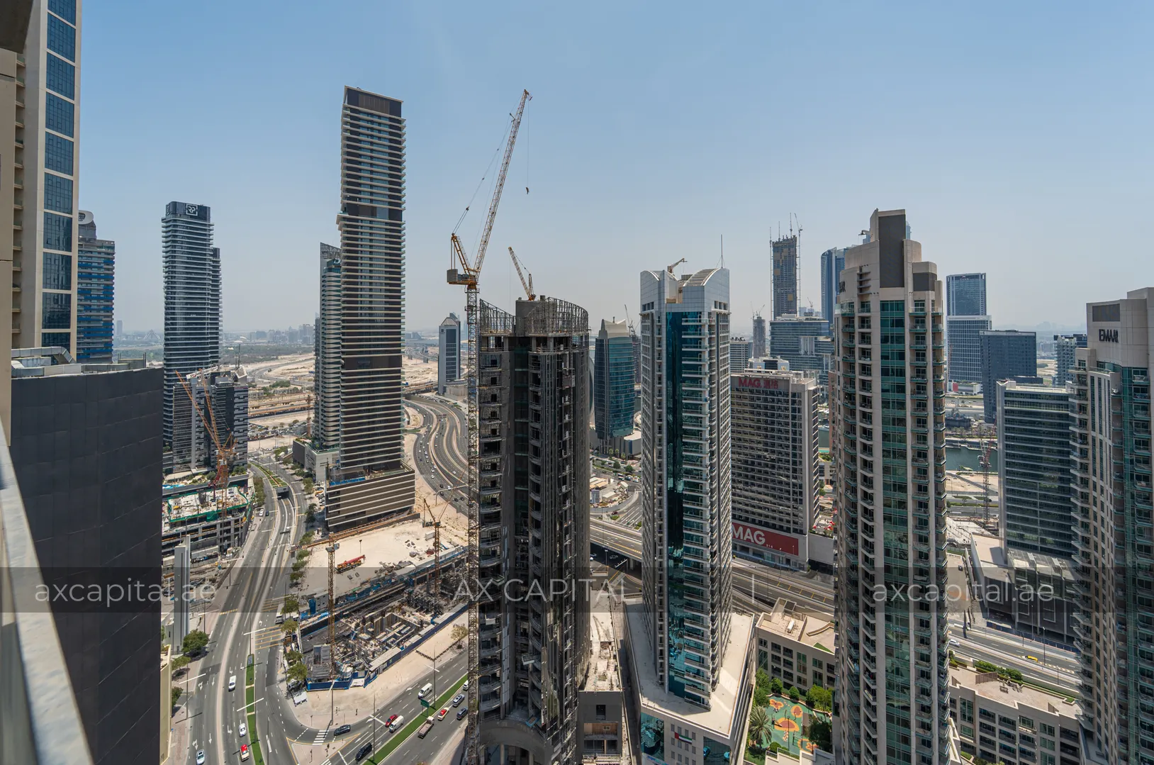 شقة عدد غرف النوم فيها: 1، في Burj Royale, دبي, الإمارات العربية المتحدة (axc-3995858-r1) 3