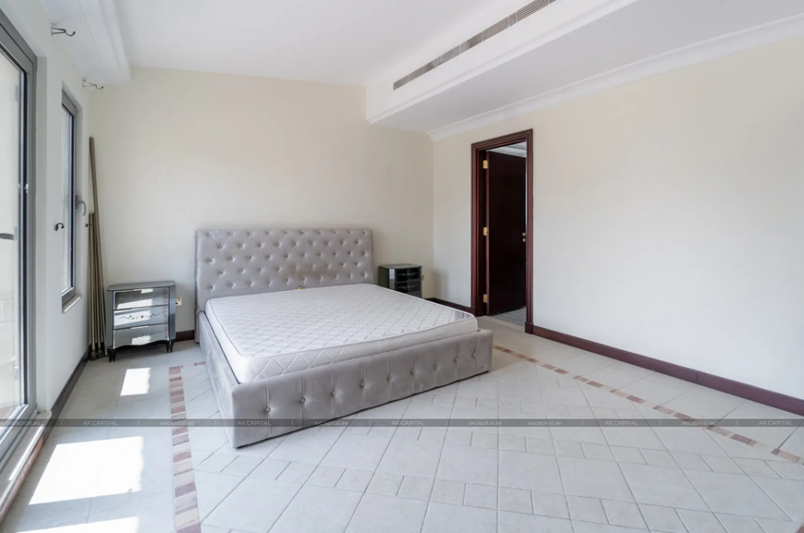 Villa avec 4 chambres à Garden Homes Frond K, Dubai, EAU (axc-3990789) 3