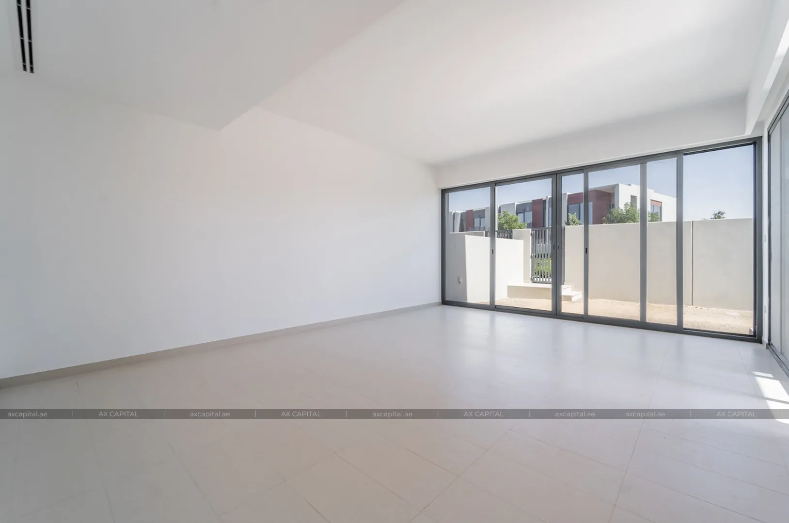 Maison de ville avec 4 chambres à coucher à Cherry Woods, Dubai, EAU (axc-3979641) 2