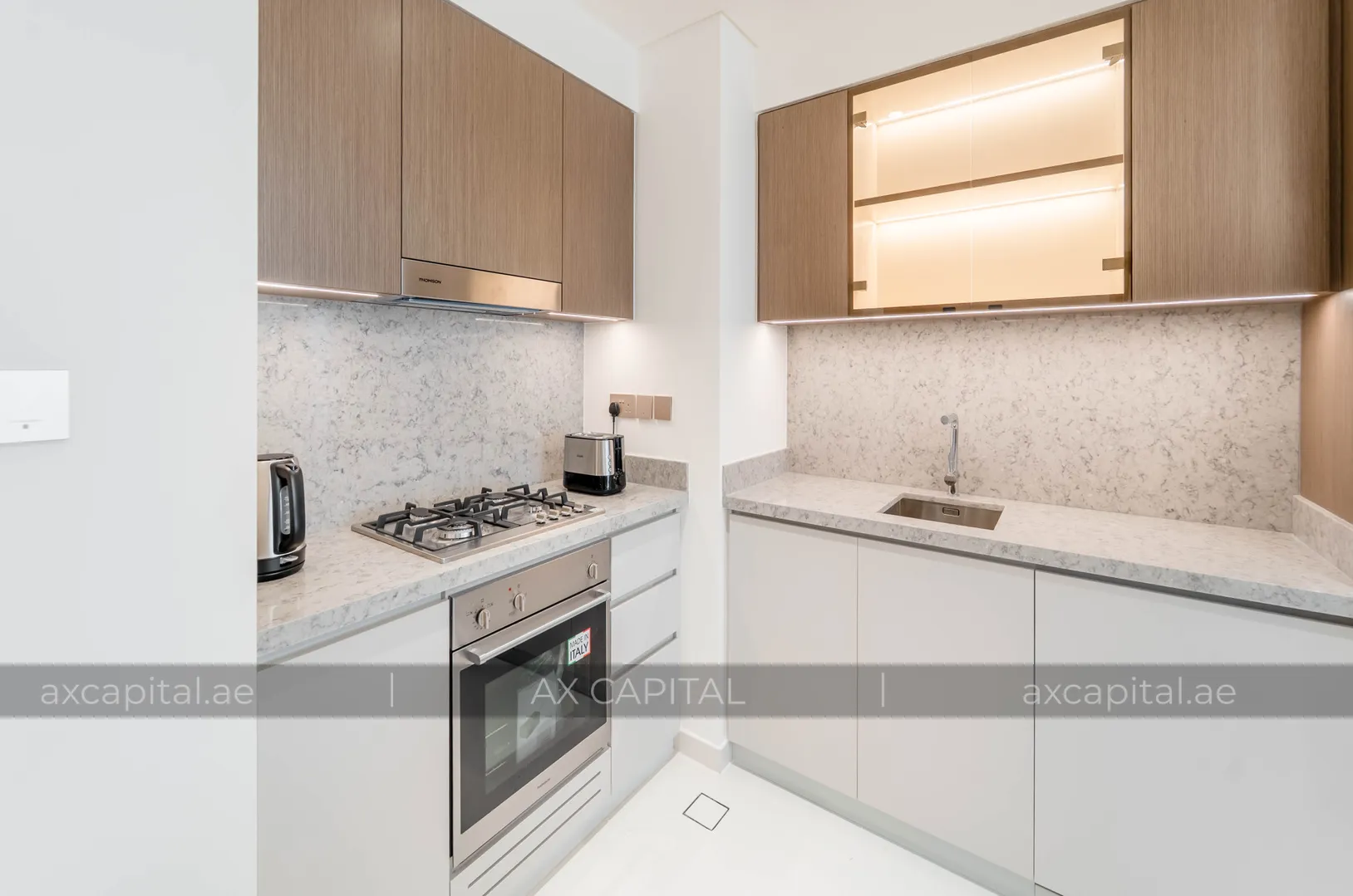 Apartment with 1 bedroom in Grand Bleu Tower 1, Dubai, UAE (axc-3991052) 2