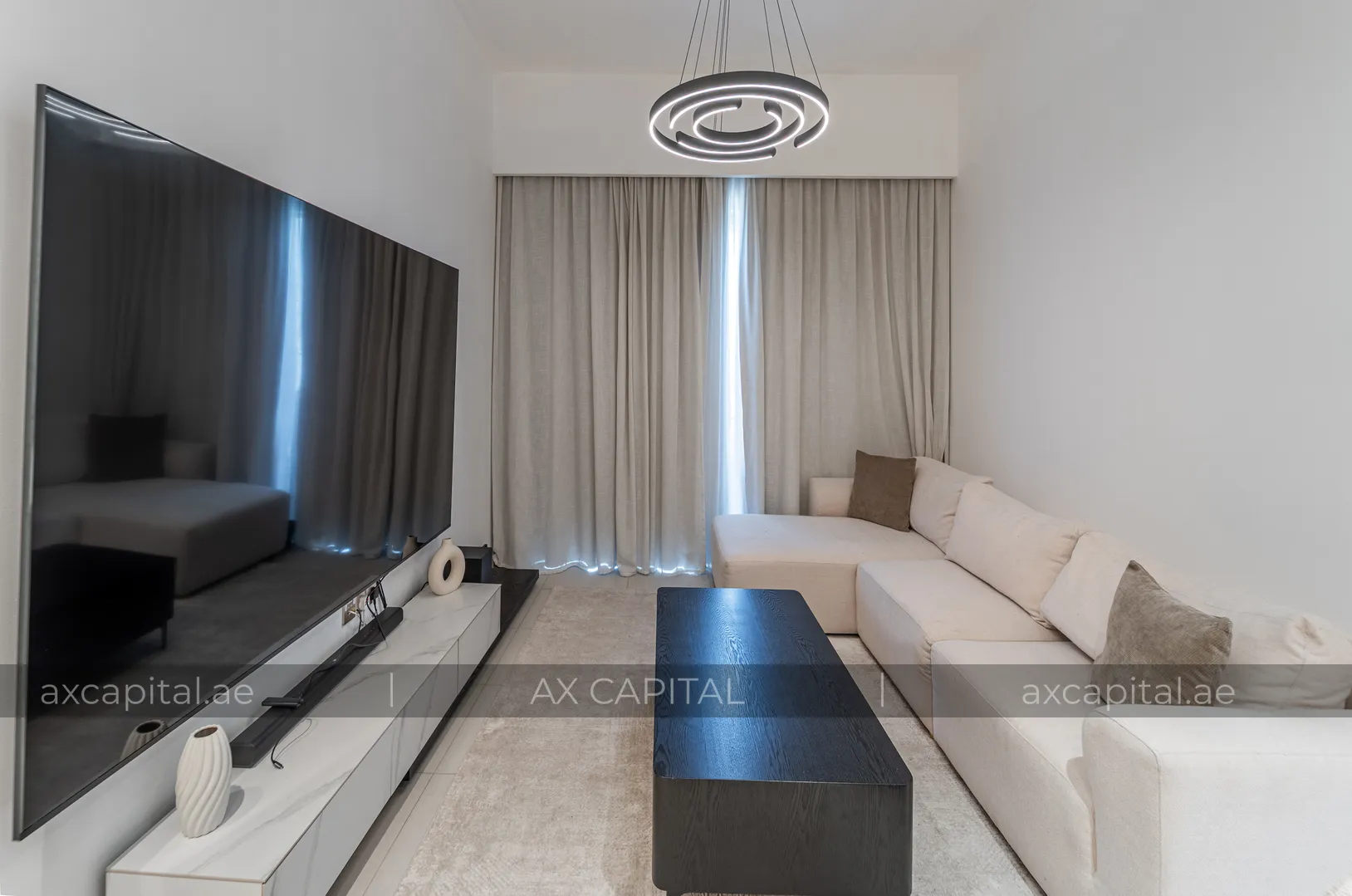 شقة عدد غرف النوم فيها: 1، في Burj Royale, دبي, الإمارات العربية المتحدة (axc-3995858-r1) 1