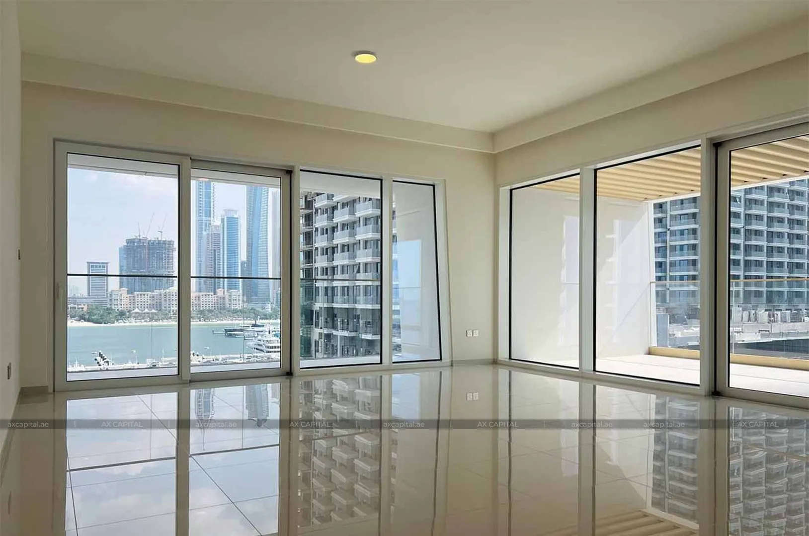 Apartamento con 2 dormitorios en Grand Bleu Tower 1, Dubai, EAU (axc-3989284) 1