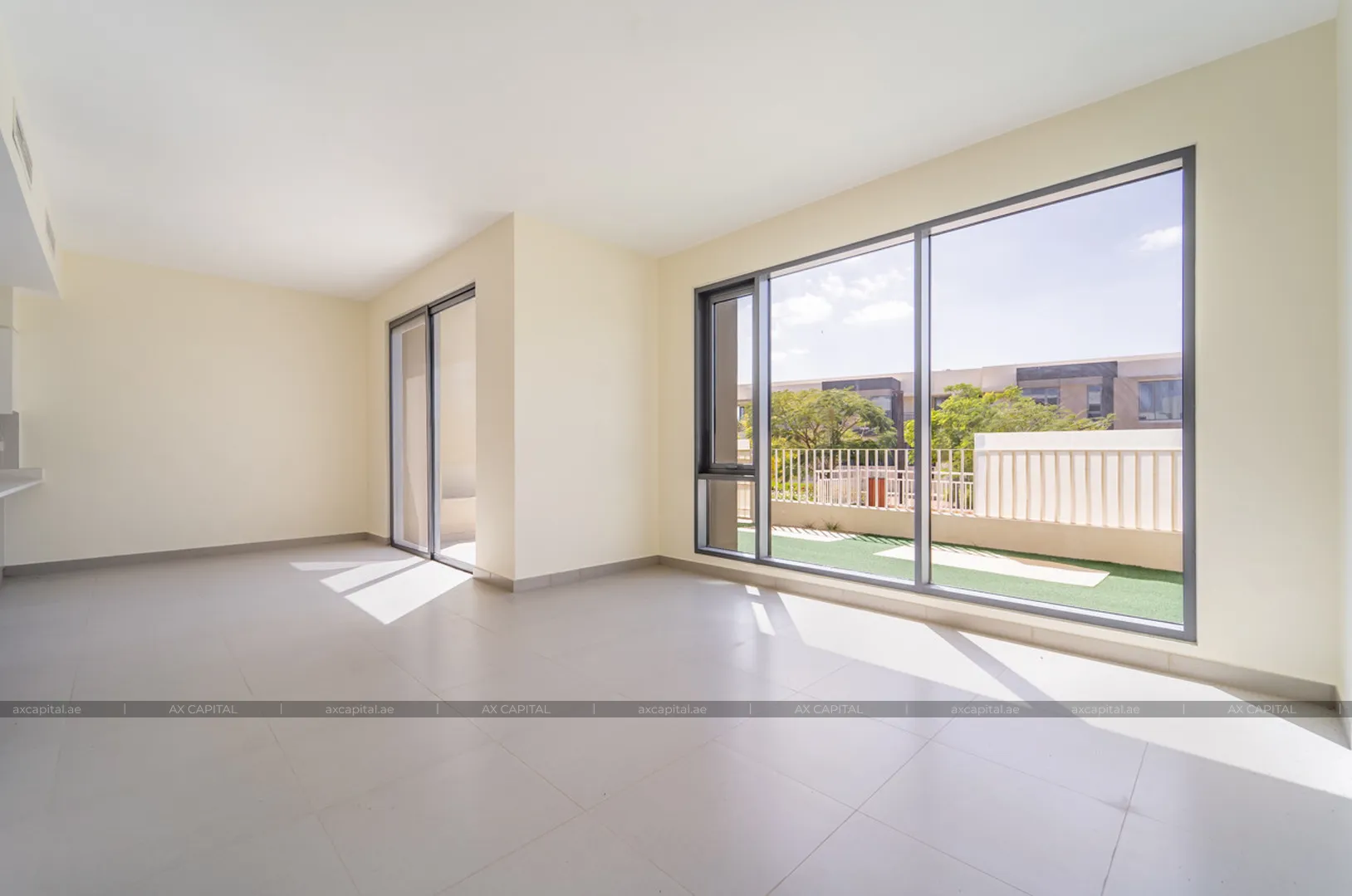 Villa with 5 bedrooms in Maple 1, Dubai, UAE (axc-3986702) 2