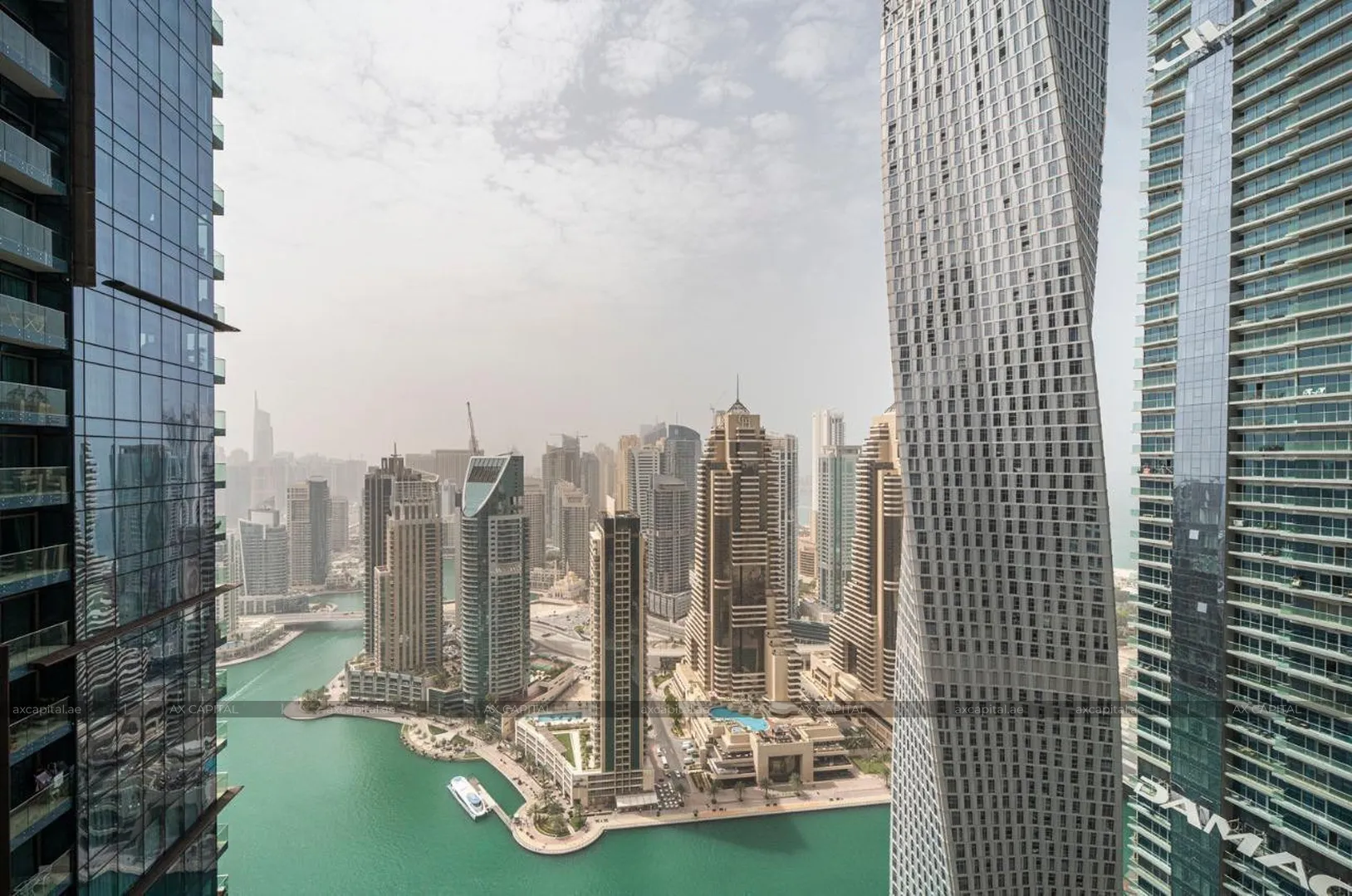 Apartment mit 2 Schlafzimmern in Jumeirah Living Marina Gate, Dubai, VAE (axc-3990621) 1