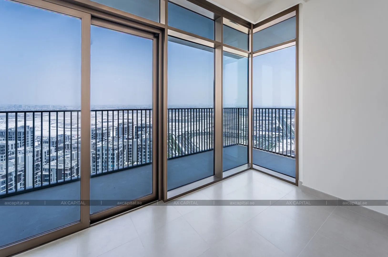 Apartment mit 3 Schlafzimmern in Creek Palace, Dubai, VAE (axc-3993012) 1