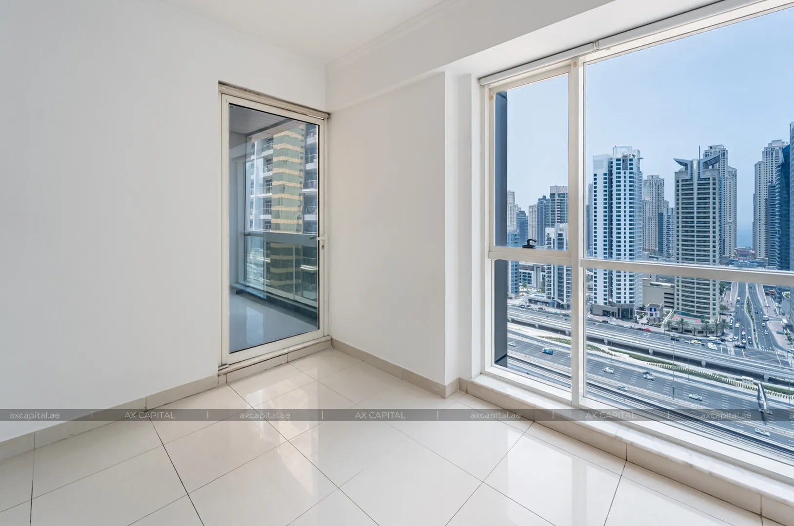شقة عدد غرف النوم فيها: 1، في Al Sheraa Tower, دبي, الإمارات العربية المتحدة (axc-3990918) 1