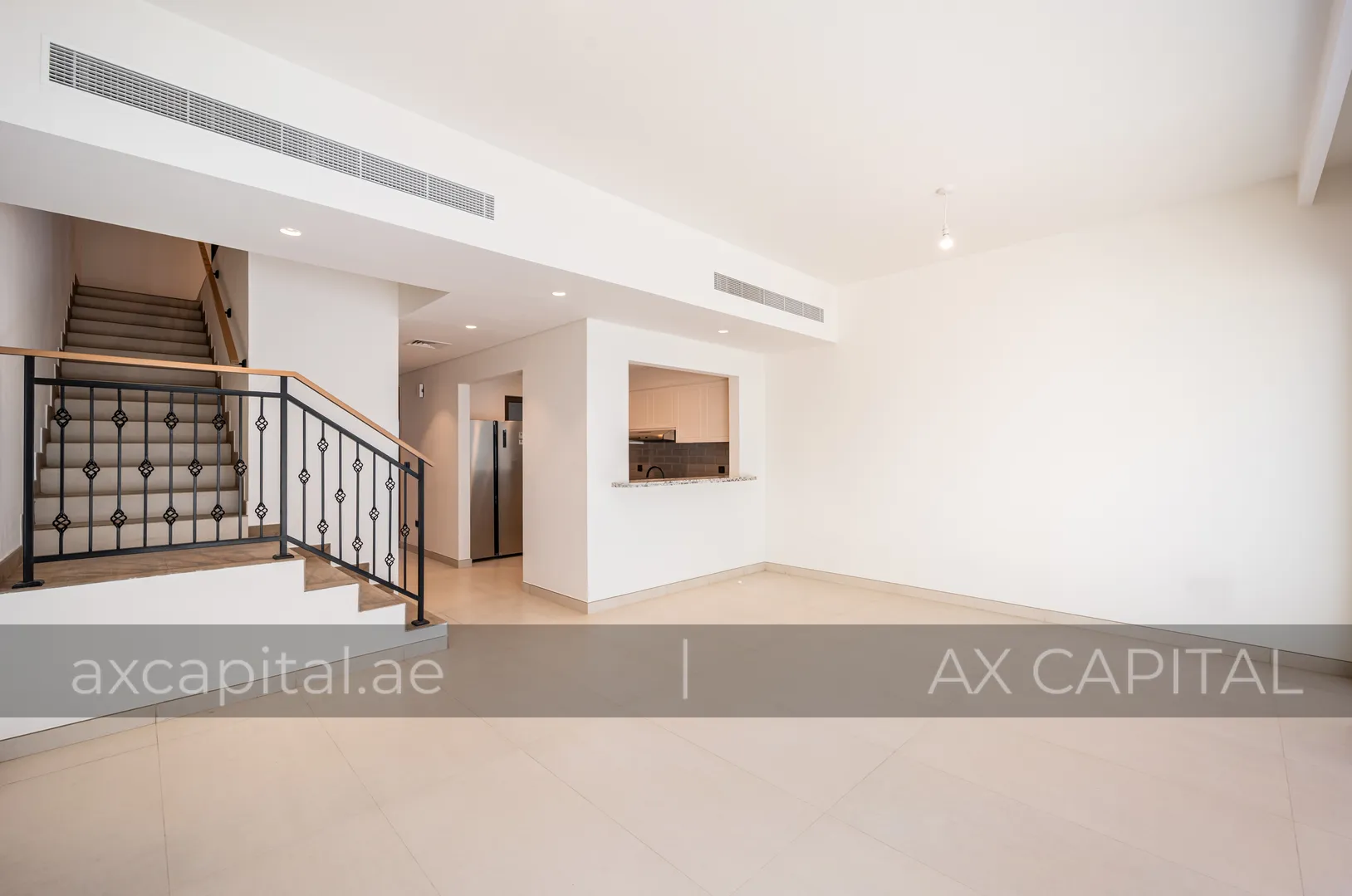 Maison de ville avec 5 chambres à coucher à Costa Brava 2, Dubai, EAU (axc-3996898-r1) 2