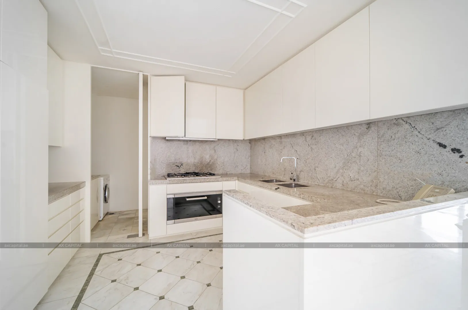 Apartament cu 2 dormitoare în Palazzo Versace, Dubai, Emiratele Arabe Unite (axc-3990435) 2