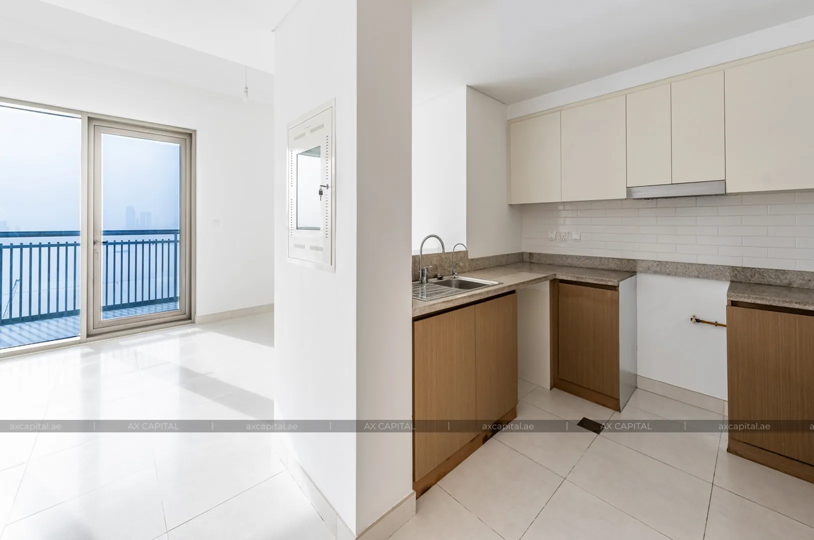 Apartment mit 2 Schlafzimmern in Creekside 18 B, Dubai, VAE (axc-3991937) 2