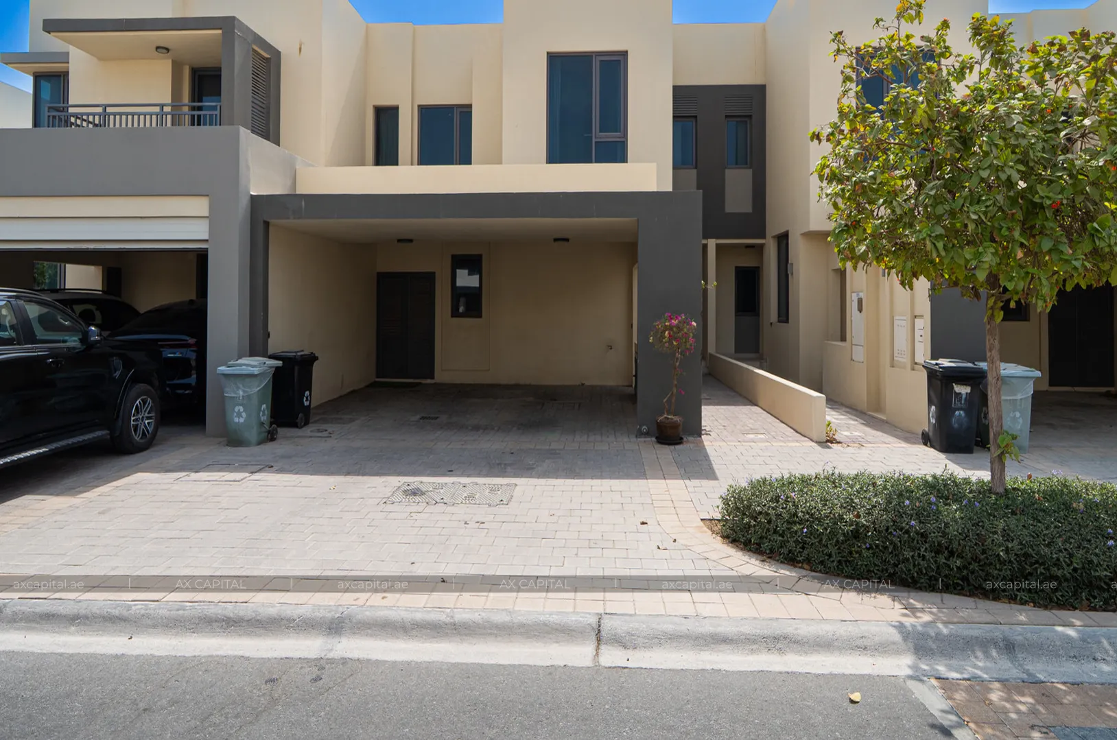 Villa with 4 bedrooms in Maple 1, Dubai, UAE (axc-3992141) 1