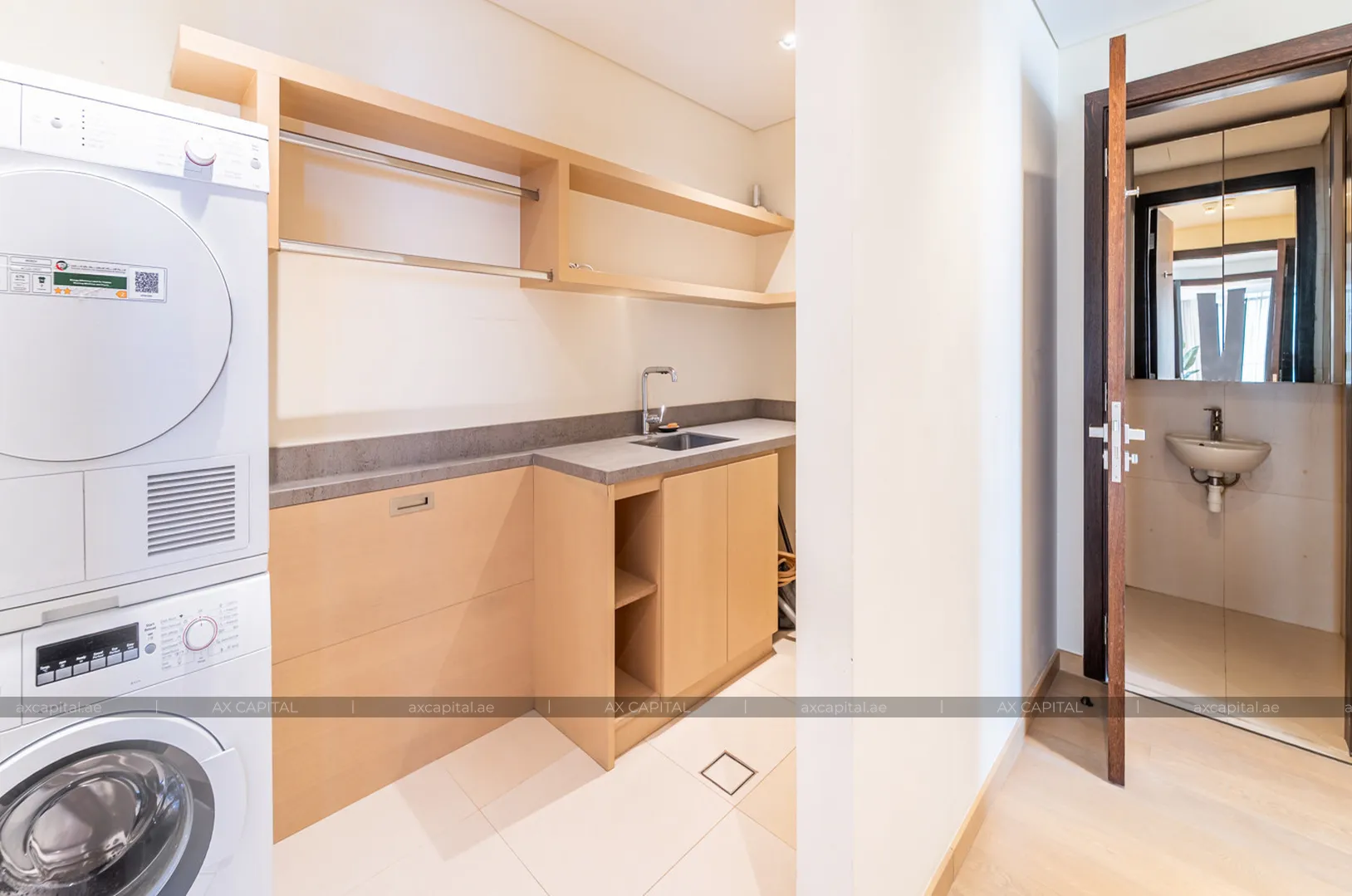 Apartamento con 4 dormitorios en RP Heights, Dubai, EAU (axc-3994056) 2