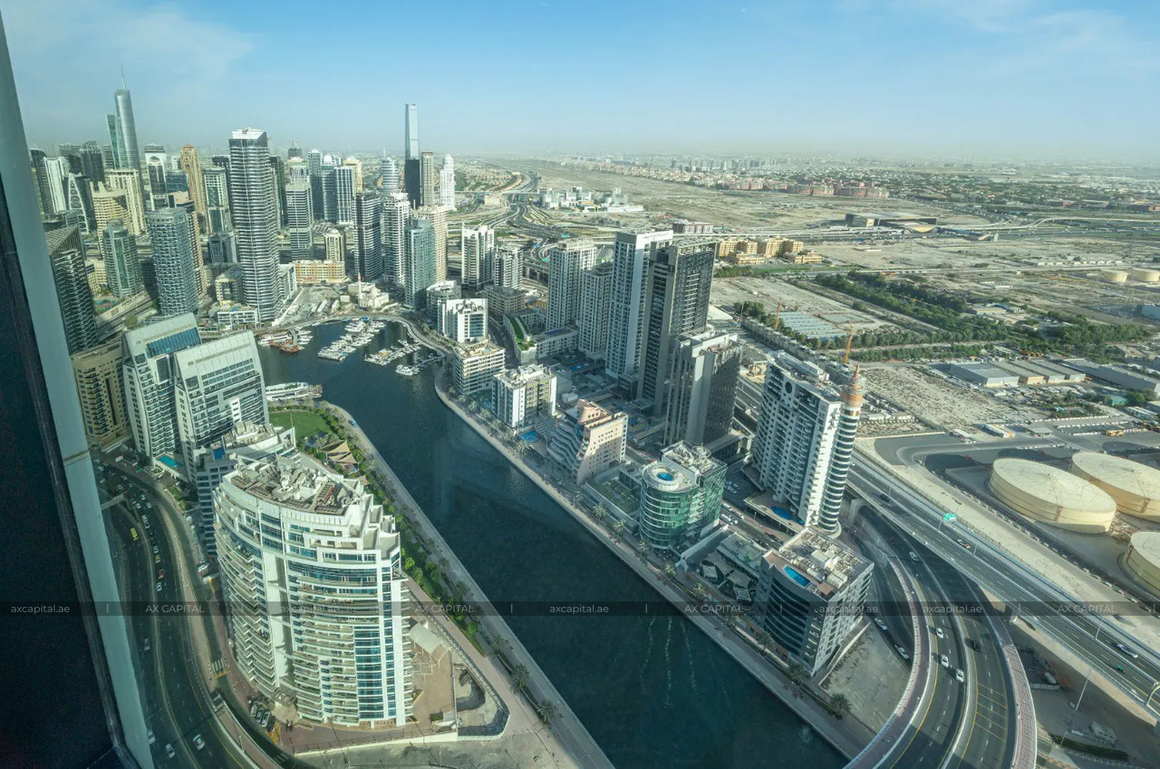 شقة عدد غرف النوم فيها: 2، في Jumeirah Gate Tower 1, دبي, الإمارات العربية المتحدة (axc-3991644) 1