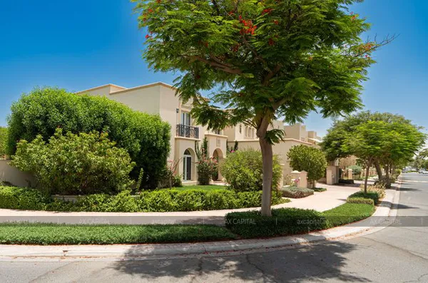 Villas for rent in Al Mahra, Dubai, UAE # axc-3989934 - photo 1289641