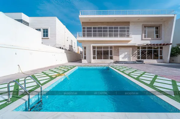 Villas for rent in Al Khawaneej 1, Dubai, UAE # axc-3988364 - photo 1135324