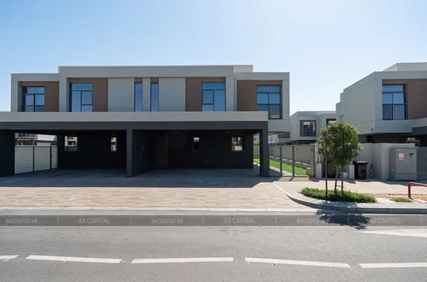 Villas for rent in The Pulse Beachfront, Dubai, UAE # axc-3995204 - photo 1335332