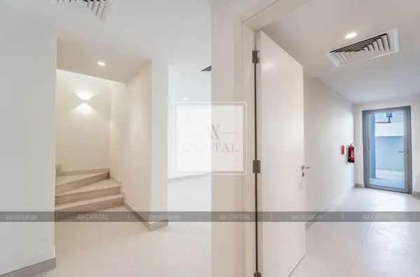Аренда таунхаусов в The Pulse Beachfront, Dubai, UAE № axc-3988228 - фото 1148342
