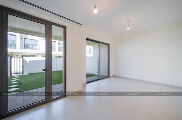 Townhouses for rent in Parkside 3, Dubai, UAE # axc-3978219 - photo 1134461