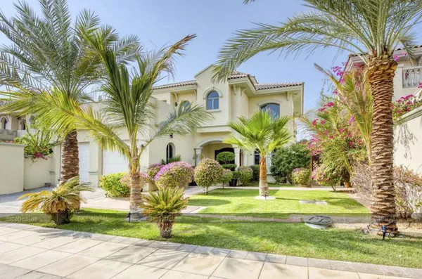 Villas for sale in Garden Homes Frond D, Dubai, UAE # axc-3989615 - photo 1126239