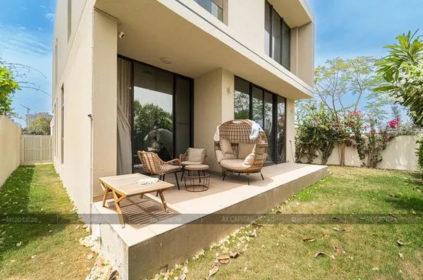 Villas for rent in Club Villas, Dubai, UAE # axc-3988659 - photo 1129304