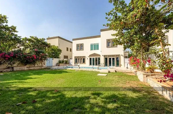 Villas for rent in Regional, Dubai, UAE # axc-3991685 - photo 1139278