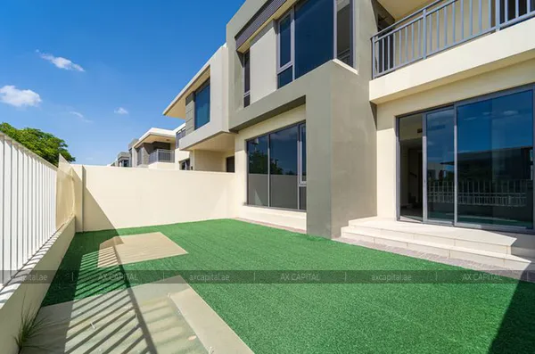 Villas for rent in Maple 1, Dubai, UAE # axc-3986702 - photo 1132004