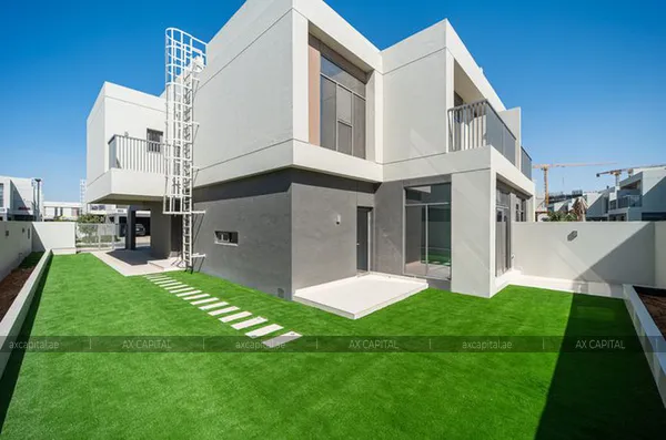 Villas for rent in The Pulse Beachfront, Dubai, UAE # axc-3995204 - photo 1338953